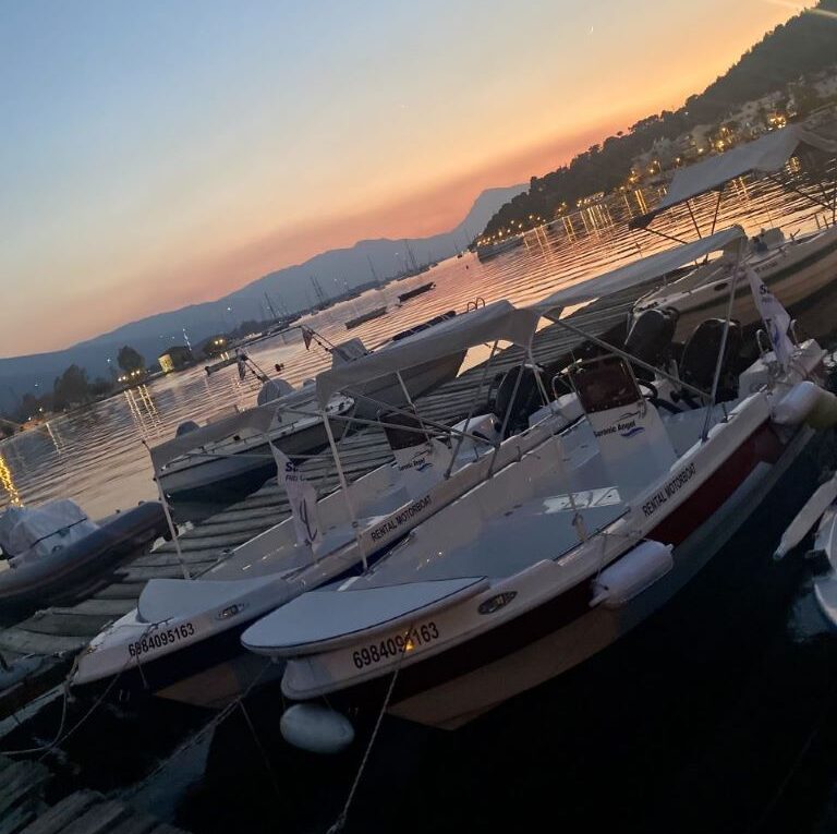 No license boats poros