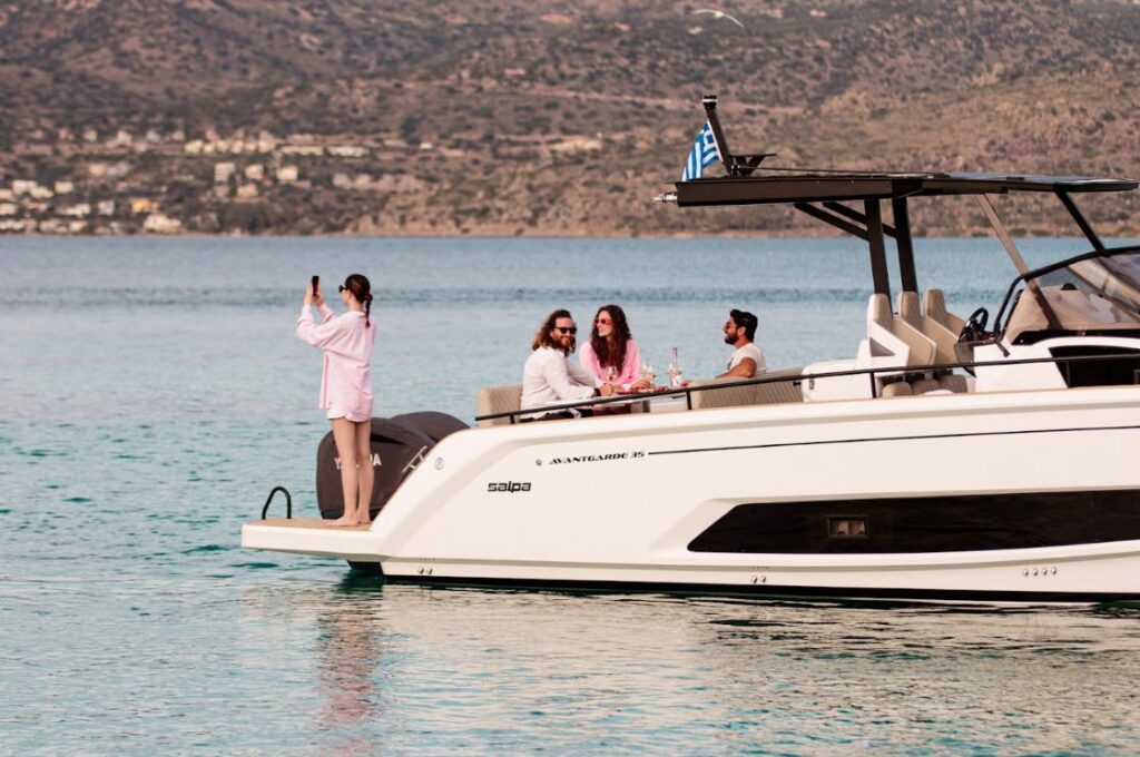 yacht rentals athens